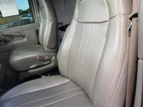 2021 Chevrolet Express 2500