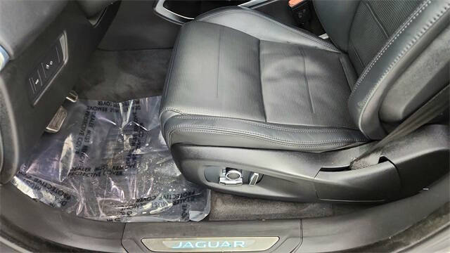 2022 Jaguar F-PACE SVR