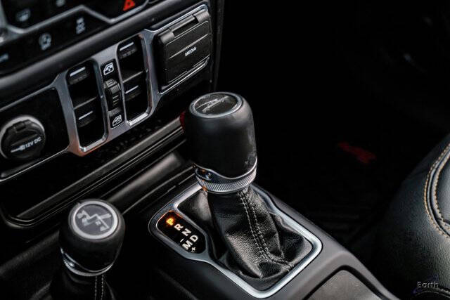 2024 Jeep Gladiator Sport