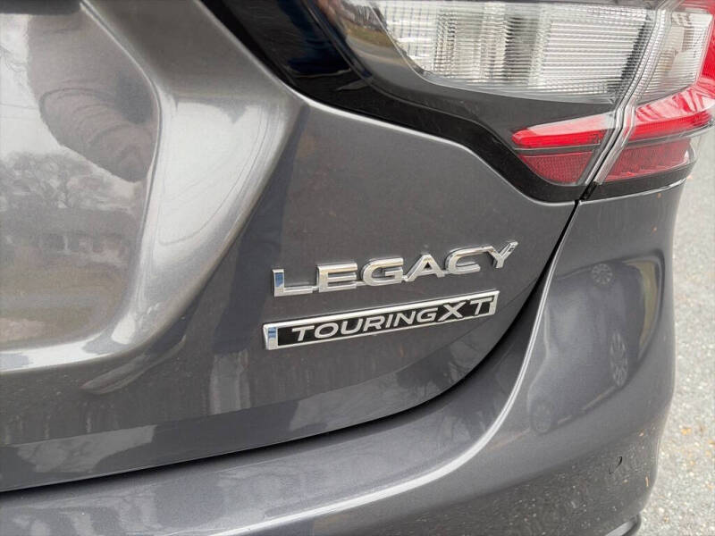 2022 Subaru Legacy Touring XT
