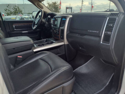 2016 RAM 2500 Laramie