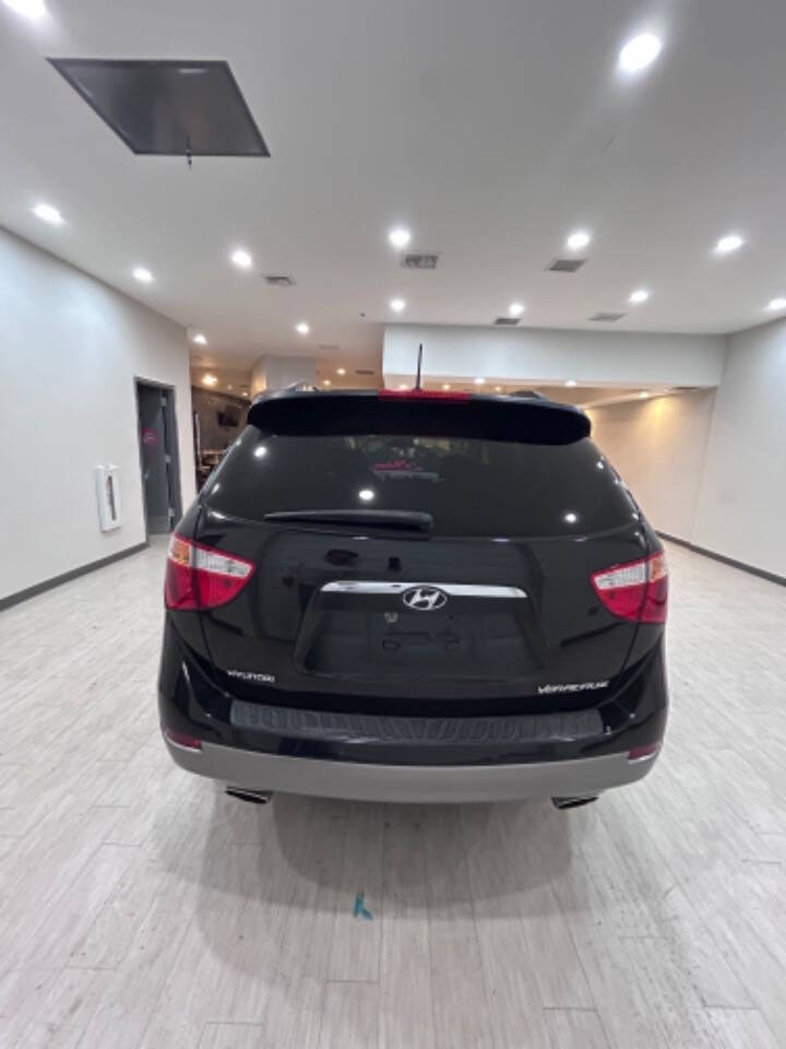 2010 Hyundai Veracruz for sale at DRIVEN AUTO in Las Vegas, NV