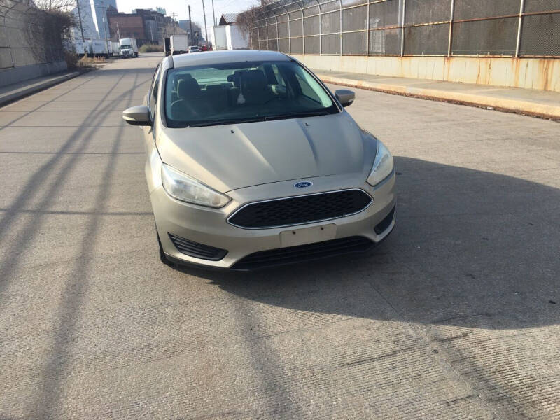 2015 Ford Focus SE photo 32