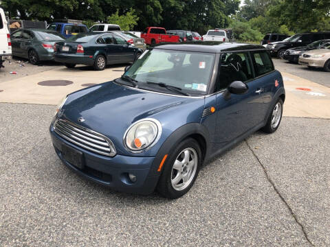 2009 MINI Cooper for sale at Barga Motors in Tewksbury MA