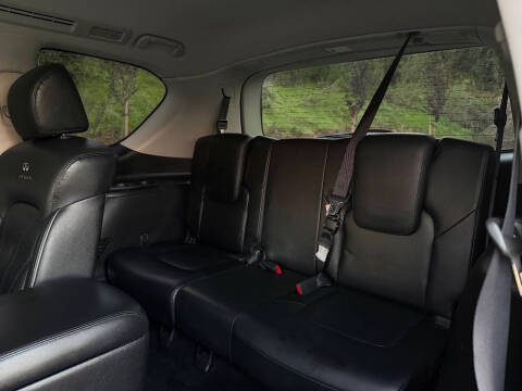 2011 Infiniti QX56