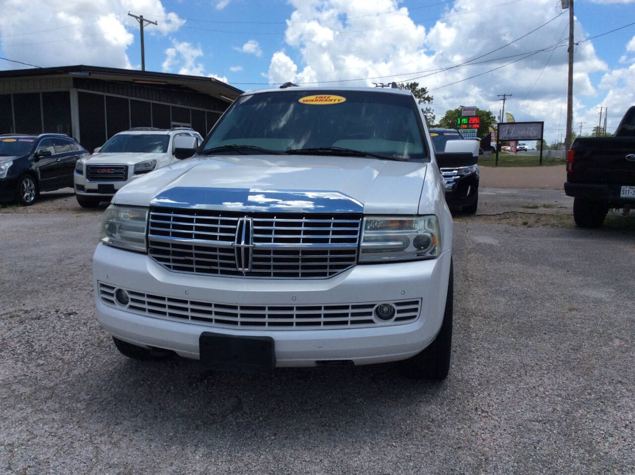 2010 Lincoln Navigator L for sale at SPRINGTIME MOTORS in Huntsville, TX