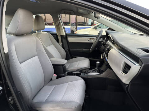 2015 Toyota Corolla LE