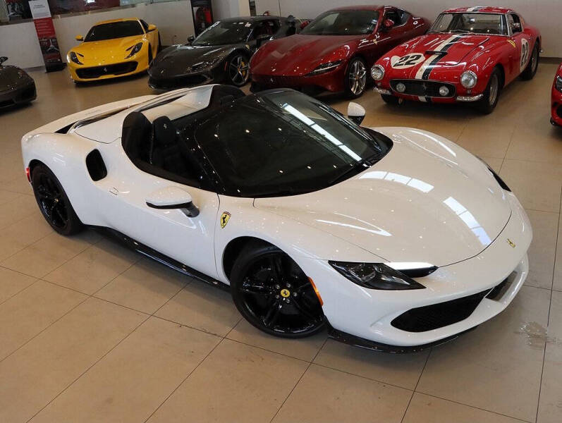 2025 Ferrari 296 GTS