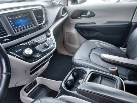 2019 Chrysler Pacifica Touring L