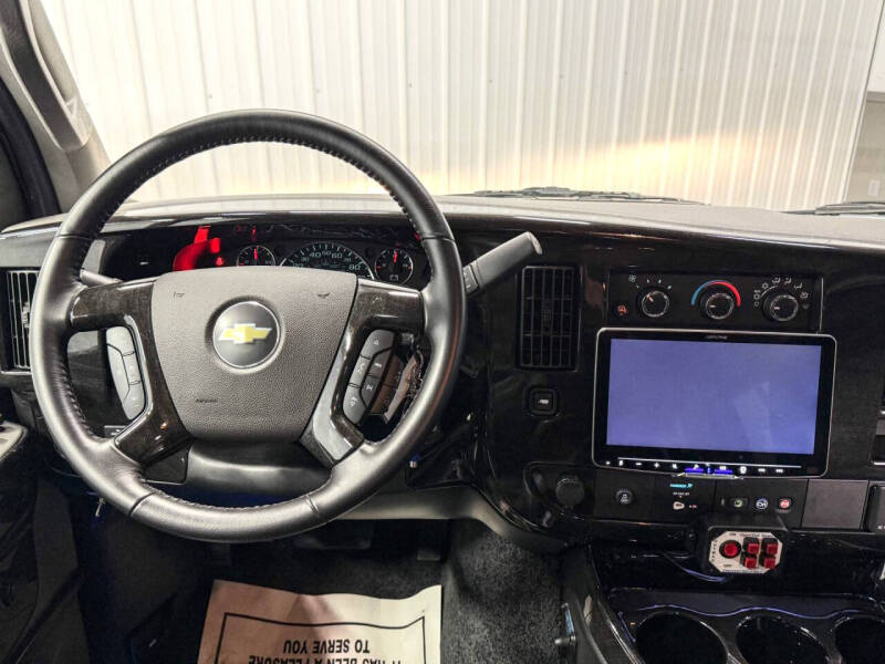 2023 Chevrolet Express 2500