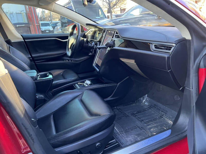 2016 Tesla Model S 85D