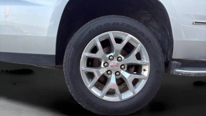 2017 GMC Yukon SLT