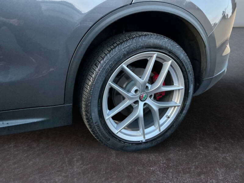 2018 Alfa Romeo Stelvio Ti Sport