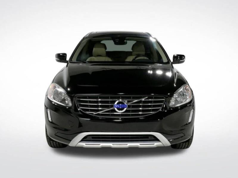 2017 Volvo XC60 T5 Dynamic