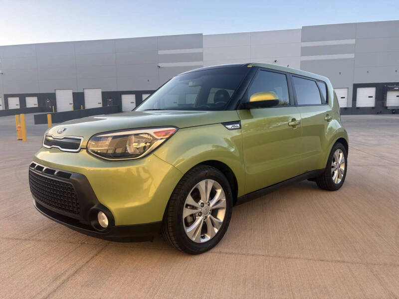 2015 Kia Soul +