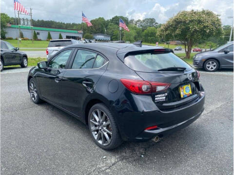 2018 Mazda MAZDA3 Touring