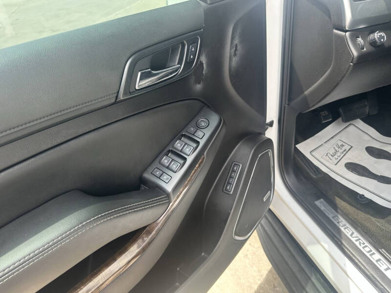 2016 Chevrolet Suburban LT