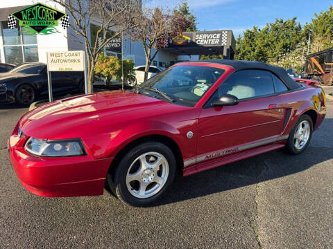 2004 Ford Mustang Deluxe