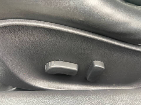 2012 Infiniti G25 Sedan x