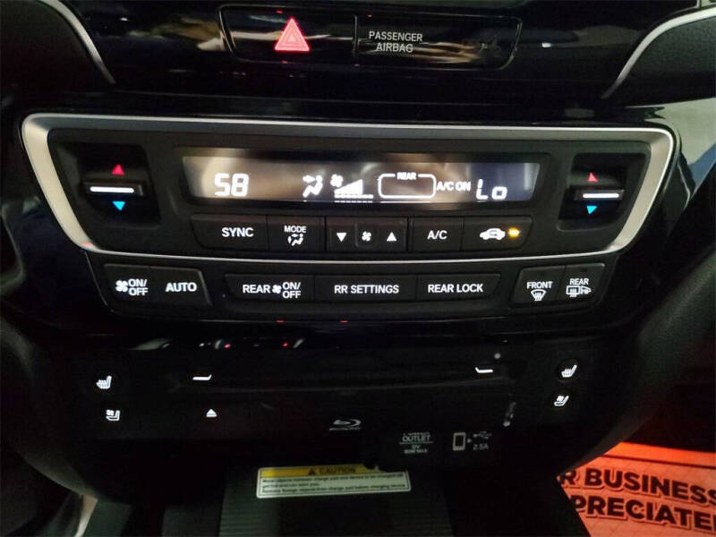 2022 Honda Pilot Black Edition