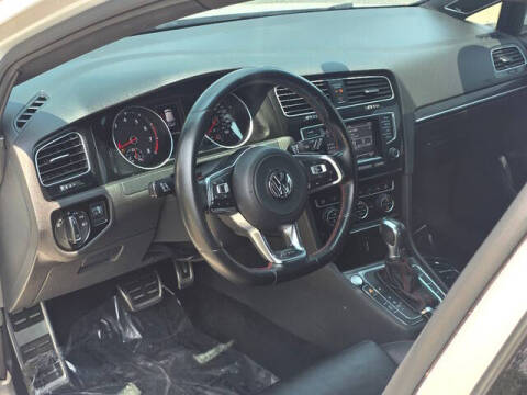 2015 Volkswagen Golf GTI S