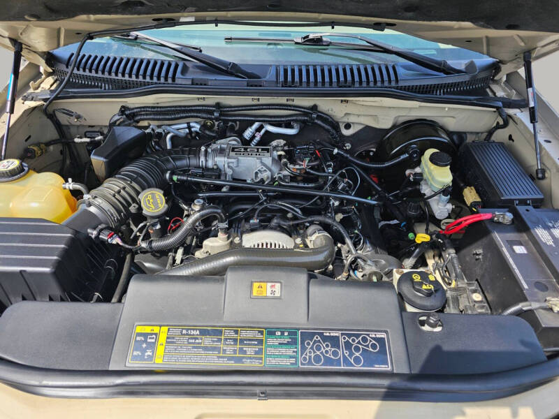 2004 Mercury Mountaineer Premier