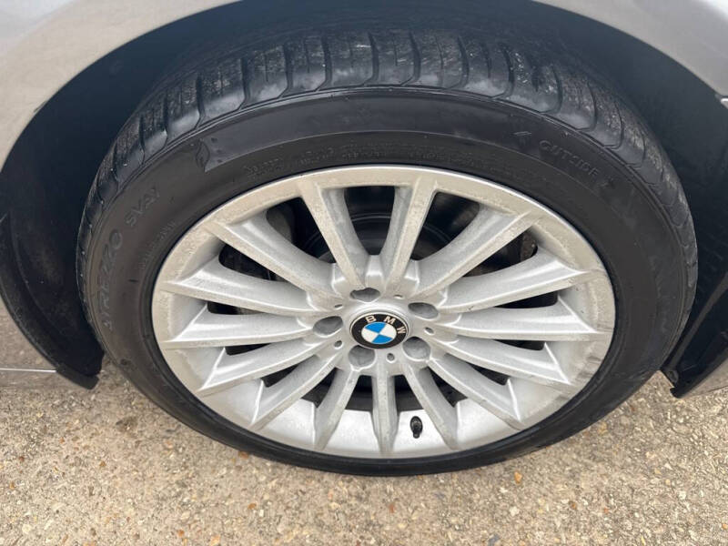 2012 BMW 5 Series 535i