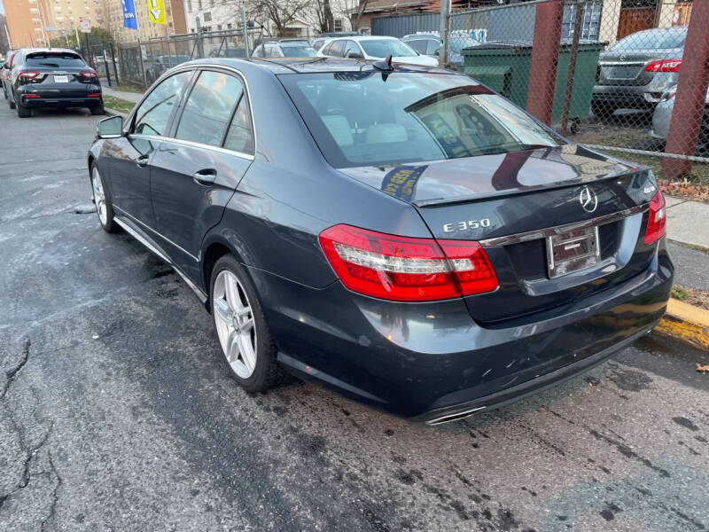 2011 Mercedes-Benz E-Class