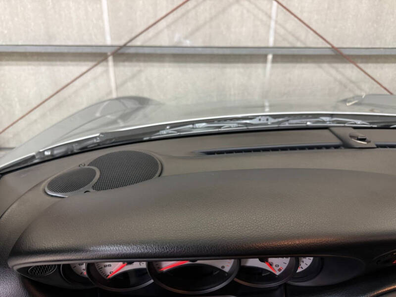 2000 Porsche 911 Carrera