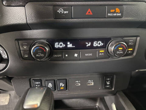 2024 Nissan Frontier SV