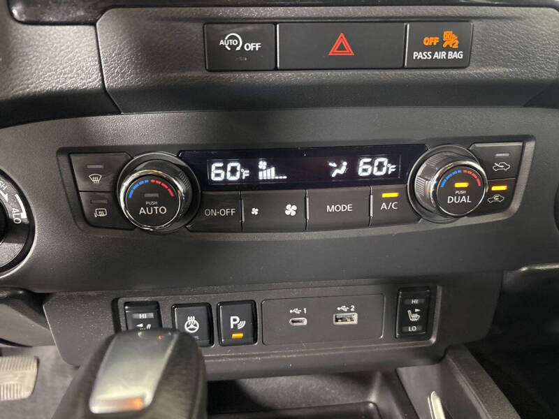 2024 Nissan Frontier SV