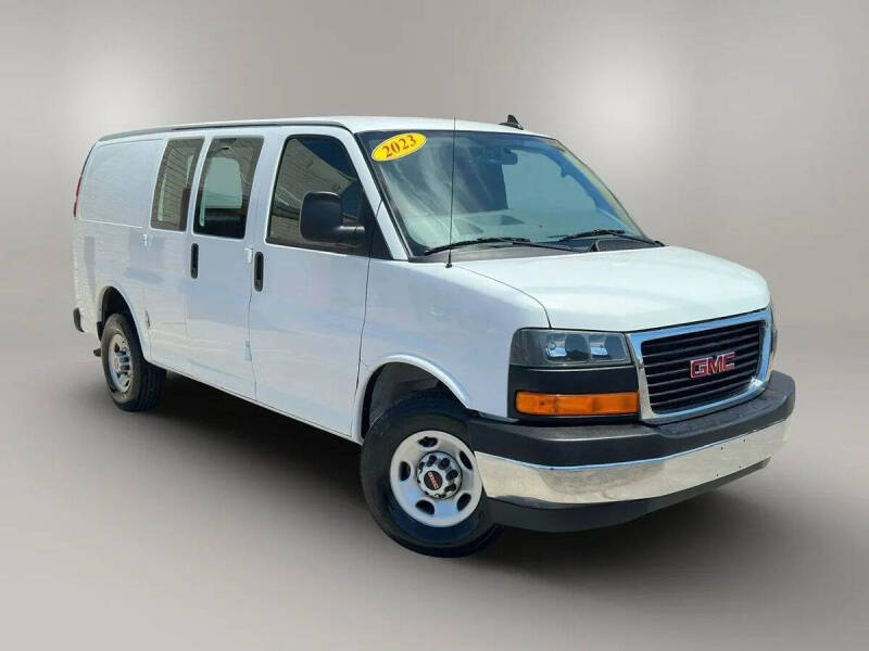 2023 GMC Savana 2500