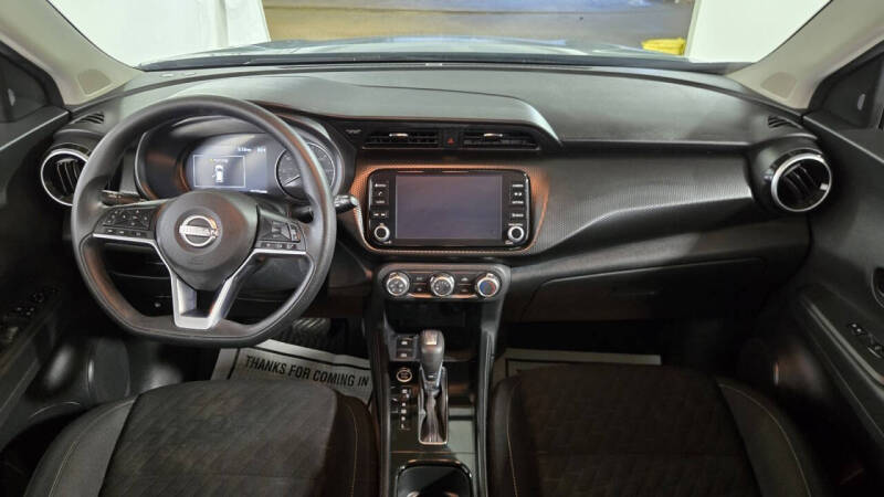 2024 Nissan Kicks SV