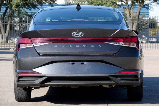 2021 Hyundai Elantra