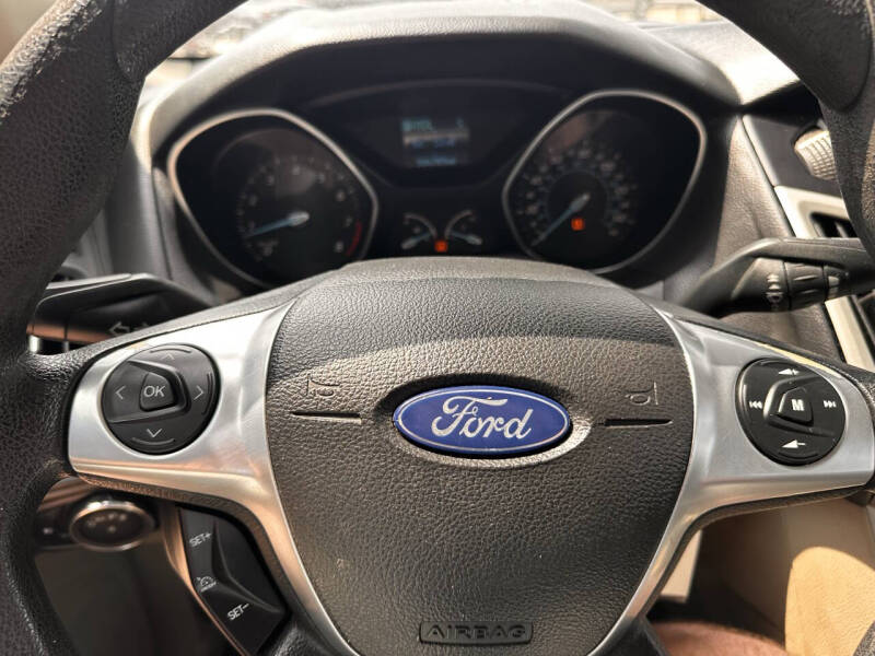 2012 Ford Focus SE