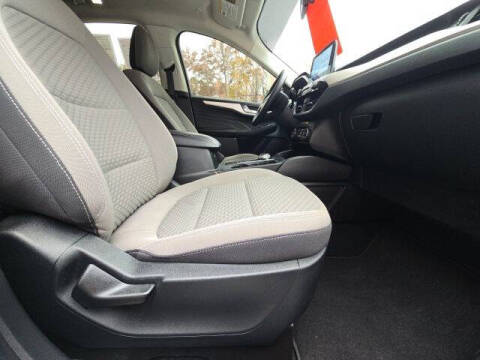 2021 Ford Escape Hybrid SE