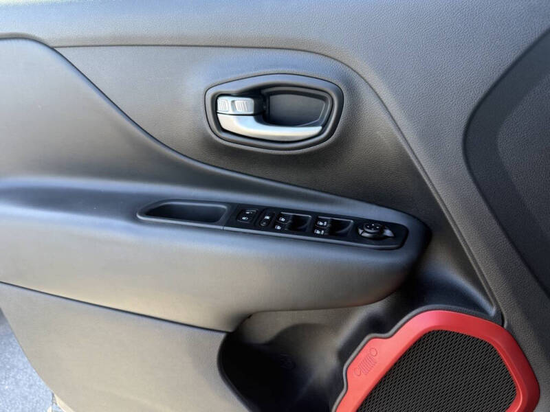 2022 Jeep Renegade Trailhawk