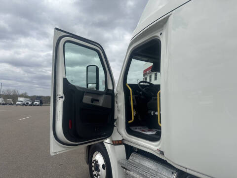 2020 Freightliner Cascadia