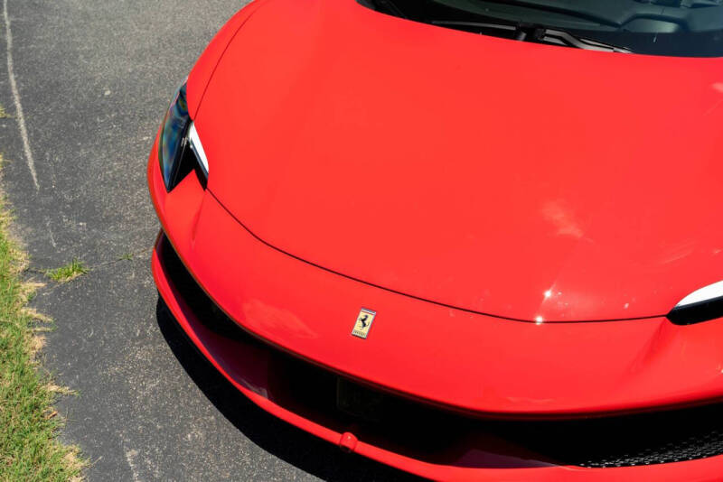 2024 Ferrari 296 GTS