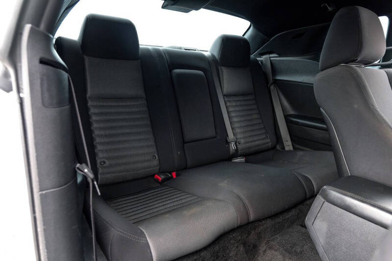 2014 Dodge Challenger SXT