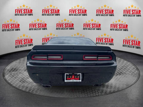 2013 Dodge Challenger SXT