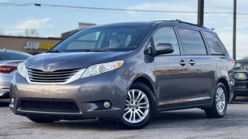 2011 Toyota Sienna for sale at In House Auto Finance Inc in Gainesville GA