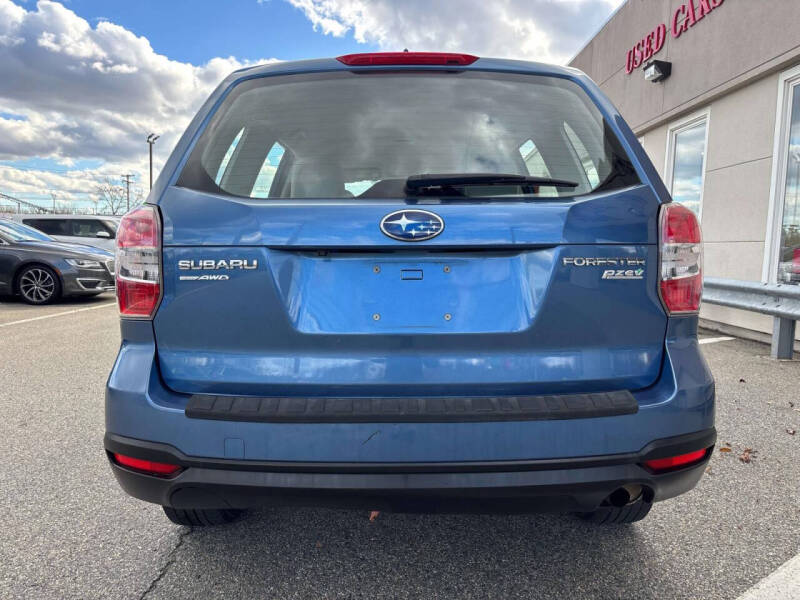 2016 Subaru Forester 2.5i