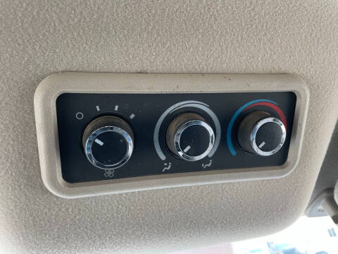 2017 Chevrolet Express LT 3500