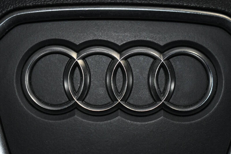 2021 Audi Q3 quattro S line Prem Plus 45 TFSI