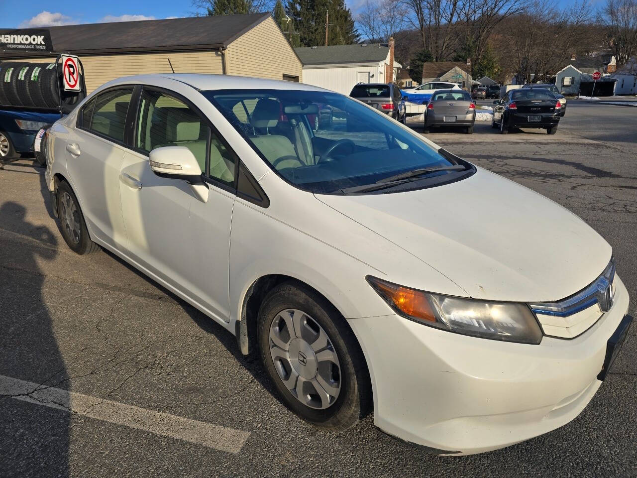 2012 Honda Civic for sale at QUEENSGATE AUTO SALES in York, PA