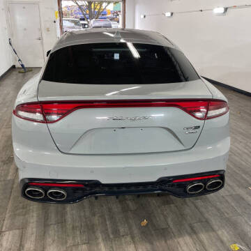 2022 Kia Stinger GT-Line