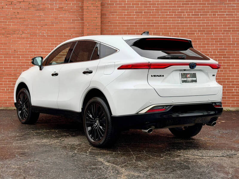 2024 Toyota Venza Nightshade Edition