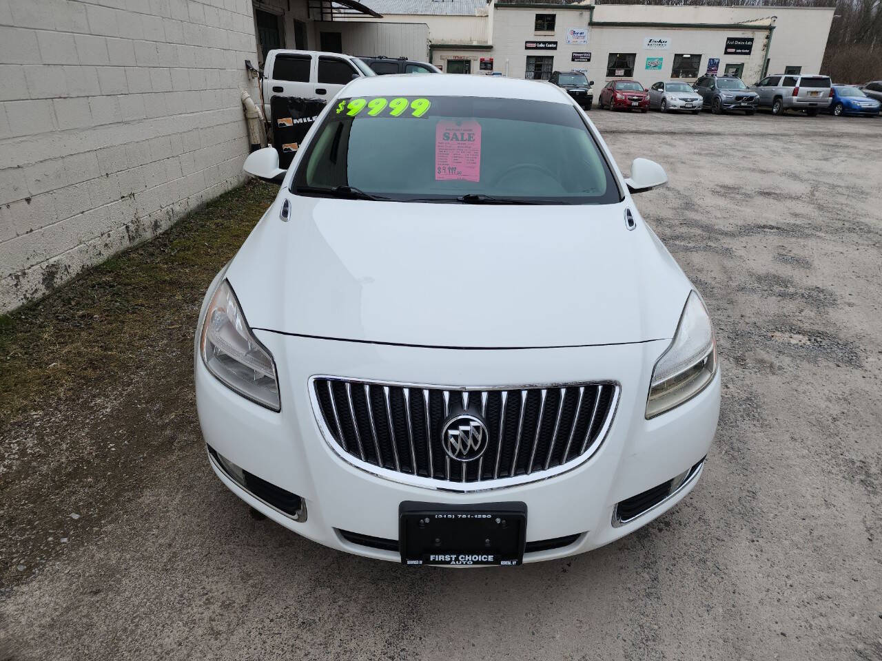 White 2012 Buick Regal Base Base 4dr Sedan 2