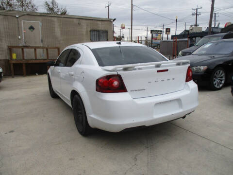 2012 Dodge Avenger SE
